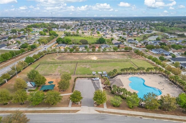 Building Photo - 520 Pheasant Dr