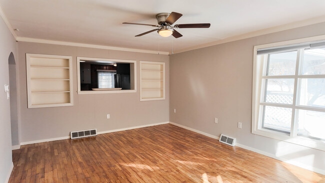 Building Photo - 3639 Shafer Schoolhouse