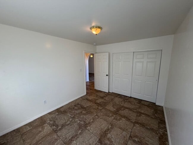 Building Photo - 9751 E Magma Dr