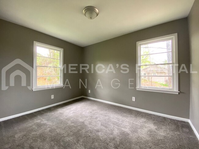 Building Photo - Home for Rent in Birmingham!!! Available t...