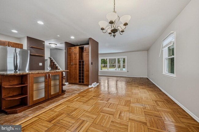 Building Photo - 1513 Fresno Rd