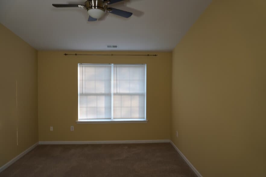 Building Photo - 4212 Dressage Ct