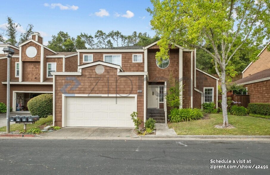 Primary Photo - 2643 Spring Oaks Dr
