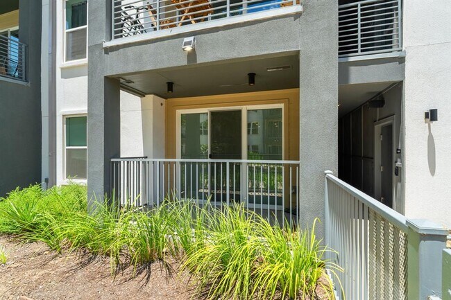 Building Photo - 4801 Springdale Rd