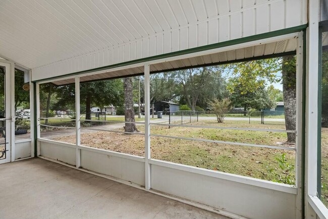 Building Photo - 440 Muskegon Ave