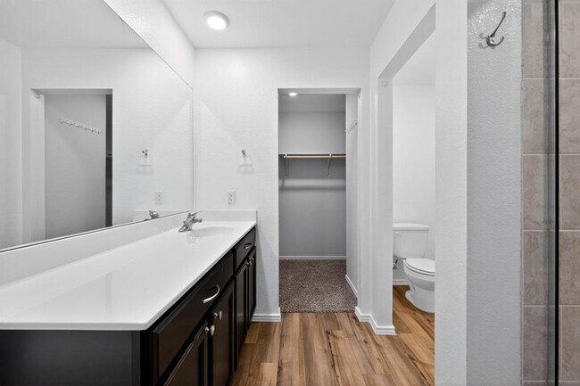 Building Photo - 596 Wyatt Wy