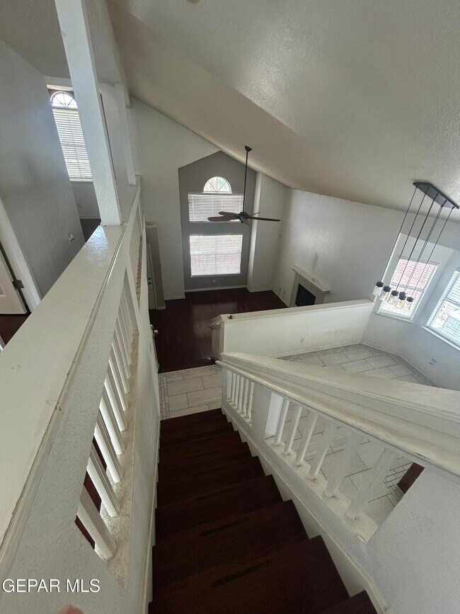 Building Photo - 7464 Plaza Taurina Dr