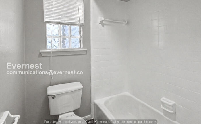 Building Photo - 14142 Burke Forest Dr