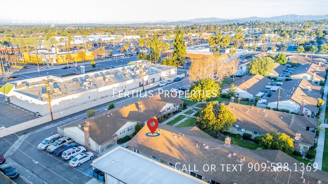 Building Photo - 2295 N Tustin St