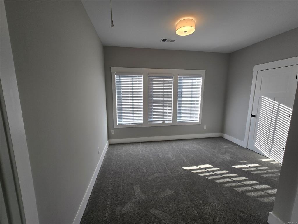 Building Photo - 61 Main St