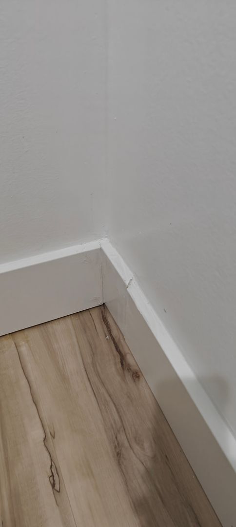 Building Photo - --APPLICATION PE 2 BR/ 1 BA Newly Renovate...