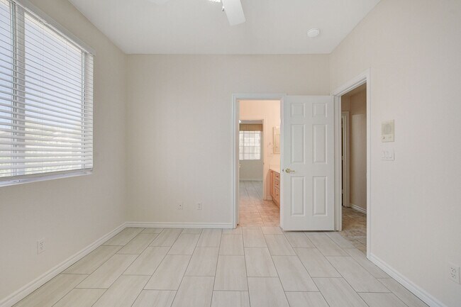 Building Photo - 3051 Hills of Gold Ct
