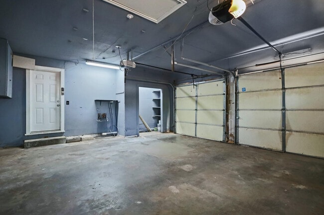 Building Photo - 2826 58th St