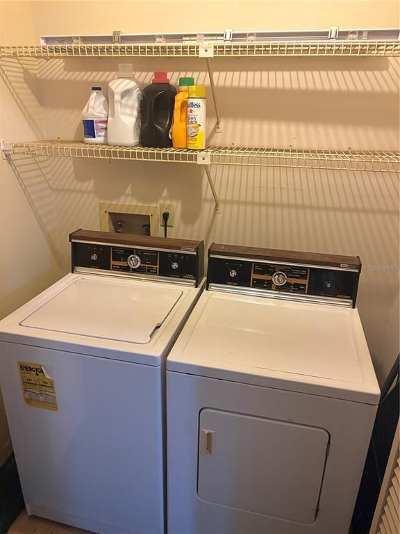 Building Photo - 501 Mansfield Dr