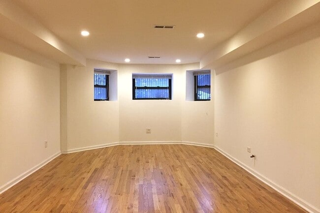 Floorplan - 5532 S. Kimbark Avenue