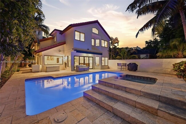 Building Photo - 21944 Town Pl Dr