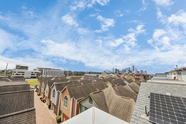 Building Photo - 310 Eado Park Cir