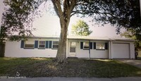 Building Photo - 3080 Rosemarie Dr