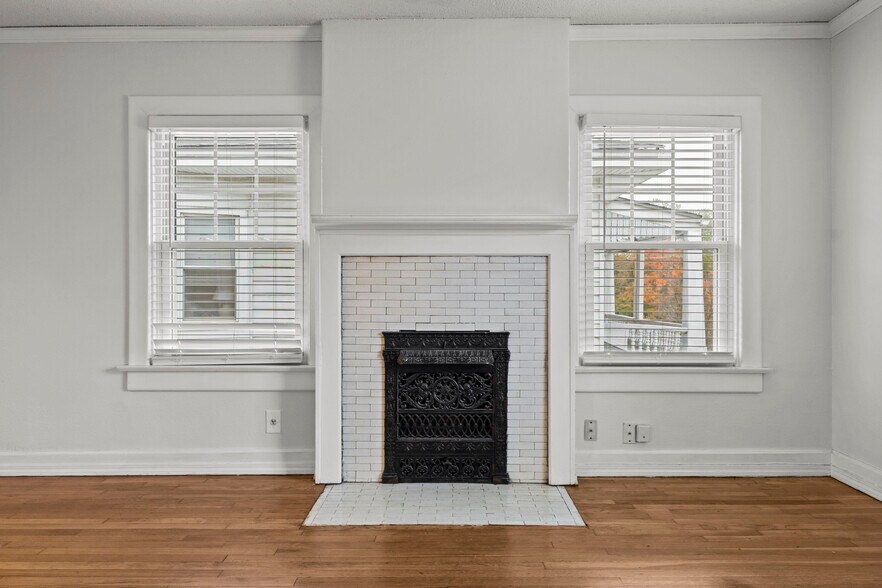 Building Photo - 315 Garfield Ave