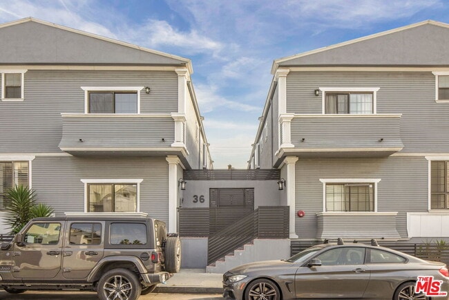 Building Photo - 36 Navy St