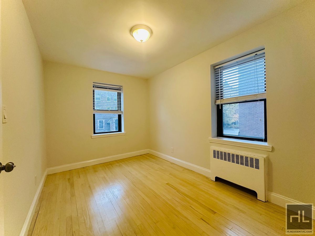 Building Photo - William Street