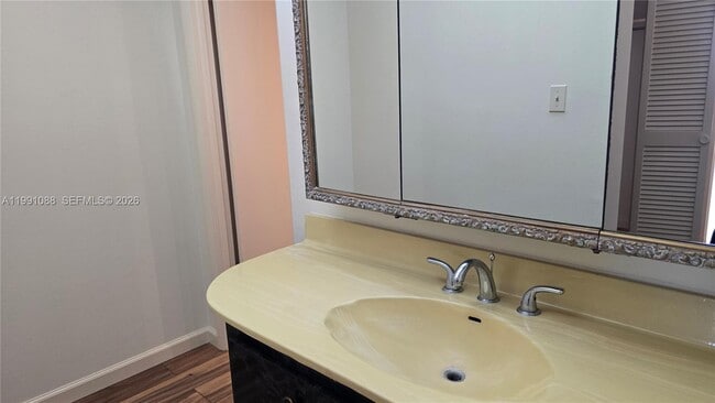 Building Photo - 1600 S Ocean Dr