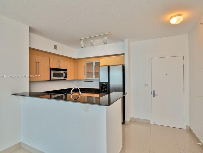 Building Photo - 325 S Biscayne Blvd