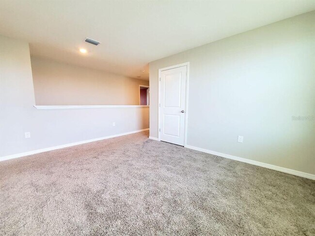 Building Photo - 1014 Golden Shiner Ave