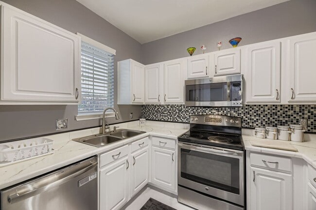 Building Photo - 7473 S Quail Cir