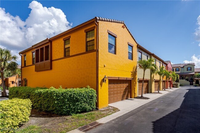 Building Photo - 9072 Covina Dr N
