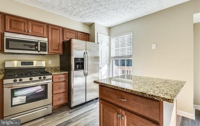 Building Photo - 2554 Summers Ridge Dr