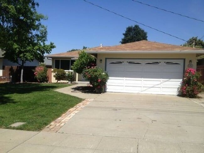 Building Photo - Charming single family home in Livermore