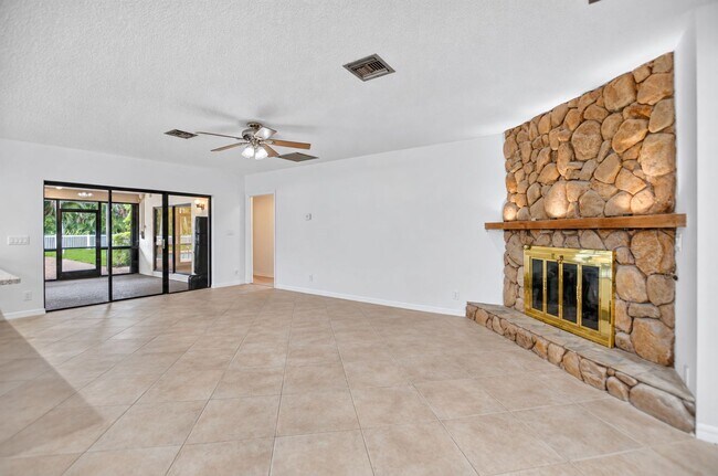 Building Photo - 2358 Deer Creek Trail