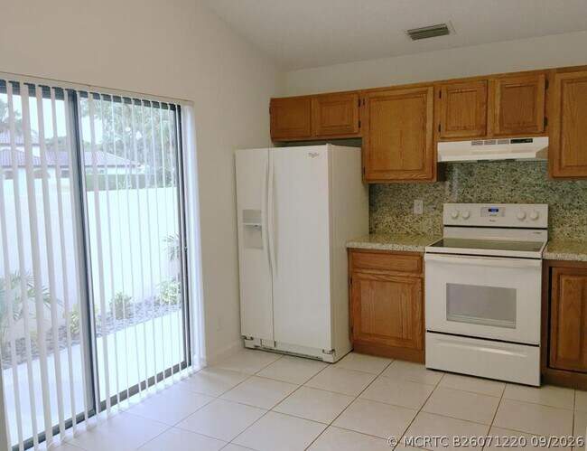 Building Photo - 3095 Inglewood Terrace