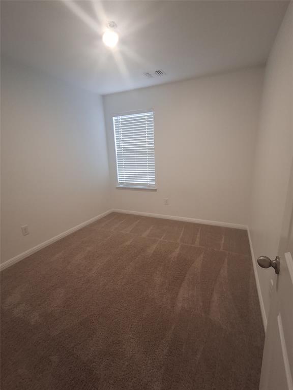 Building Photo - 405 Riverdale Dr