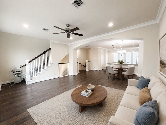 Building Photo - 10717 Madden Oaks Pl