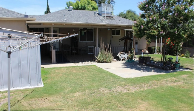 Building Photo - 2107 Rose Marie Dr