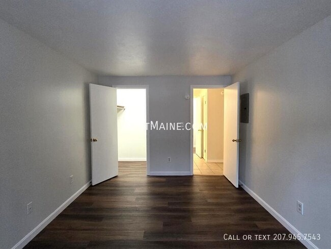 Building Photo - 20 Tall Pines Dr