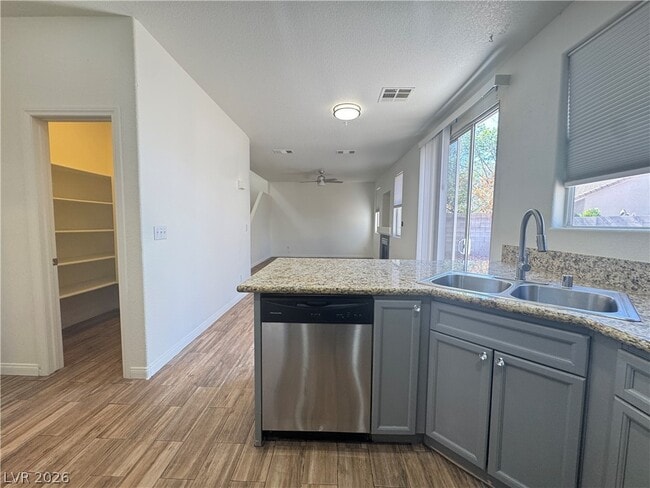 Building Photo - 1078 Country Skies Ave