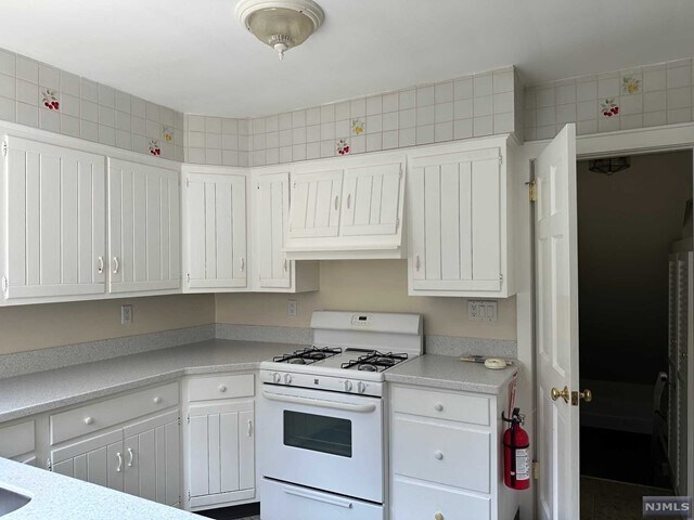 Building Photo - 19 Kent Rd