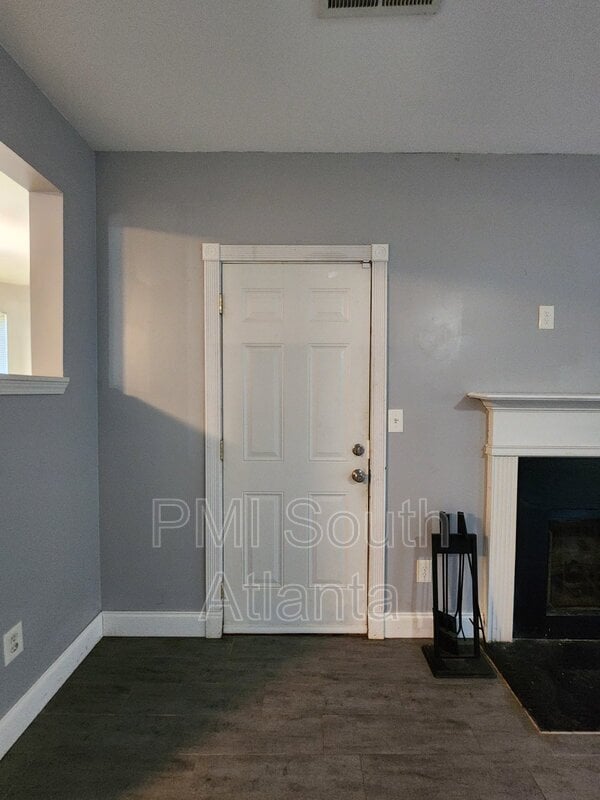 Building Photo - 2085 Winding Crossing Trail