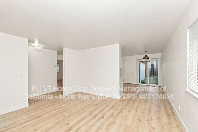 Building Photo - 5925 Montecito Blvd