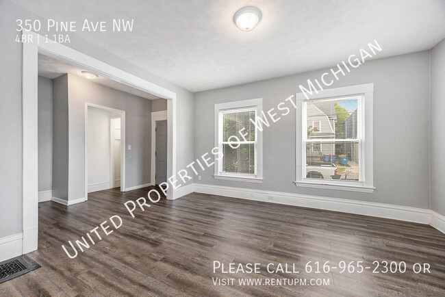 Building Photo - Available Now | 4 Bedroom 1.5 Bath Single ...