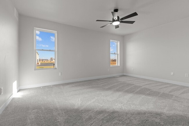 Building Photo - Beautiful New Executive Duplex