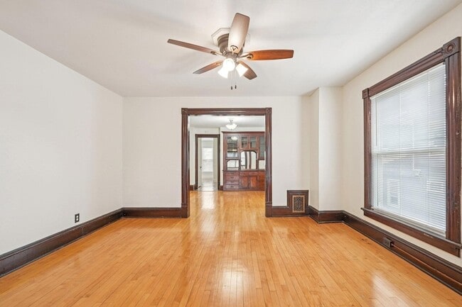 Building Photo - 1660 N Marshall St