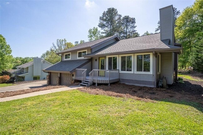 Building Photo - 1540 Magnolia Pl