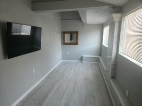 Building Photo - 3687 2nd Ave