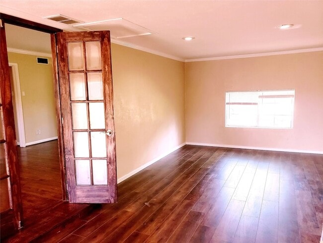 Building Photo - 3309 San Marcus Ave