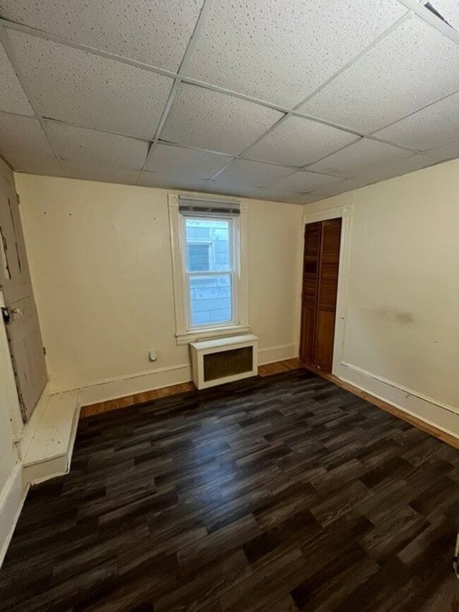 Building Photo - 124 E Fell St