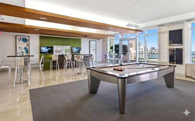 Building Photo - 500 Brickell Ave
